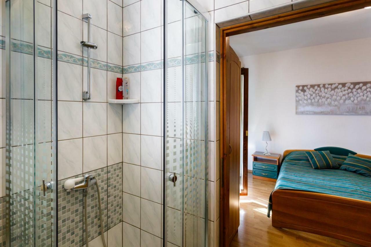 Rooms Mimi Krk Town Kültér fotó